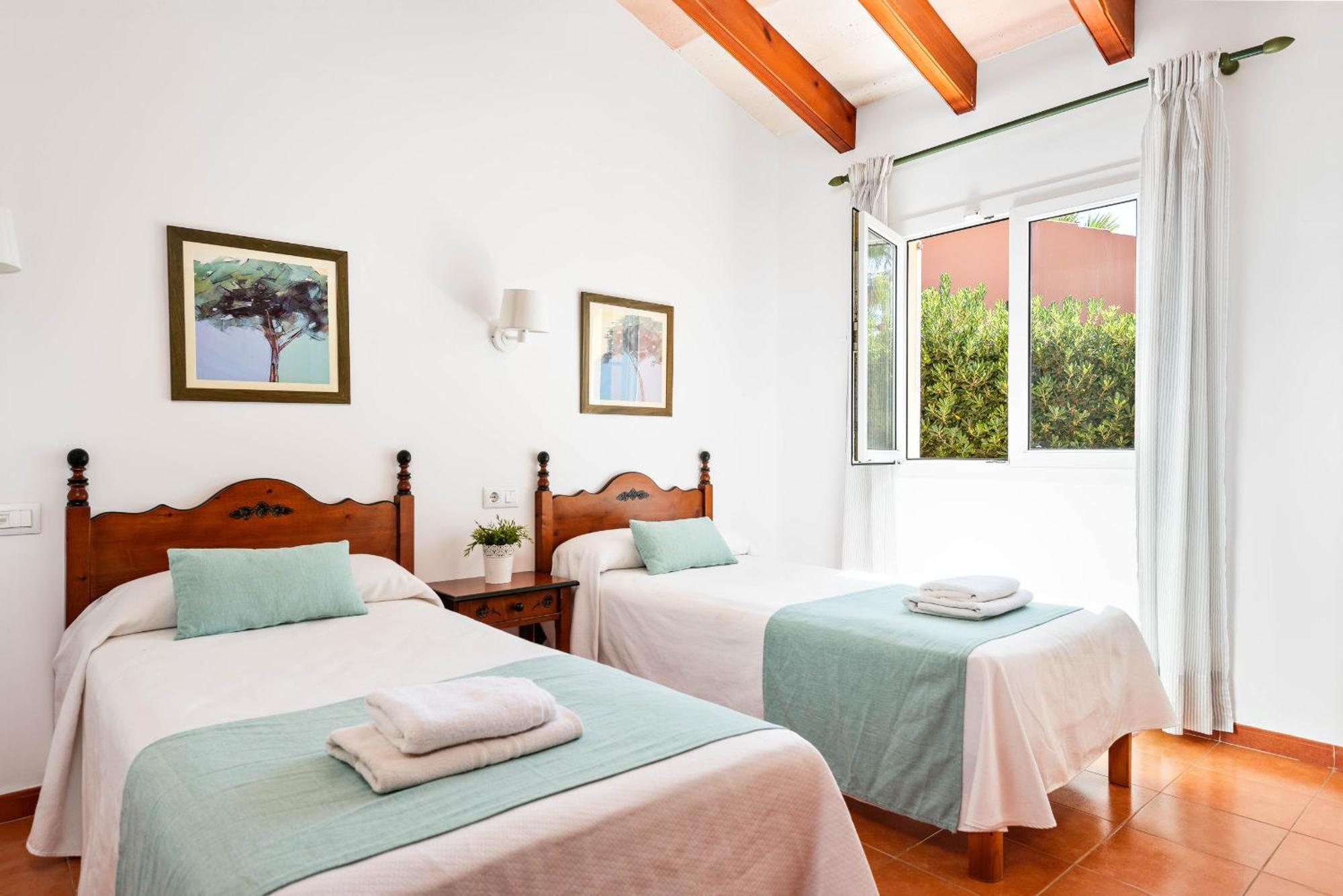 Villas Begonias Cala en Bosch Kültér fotó