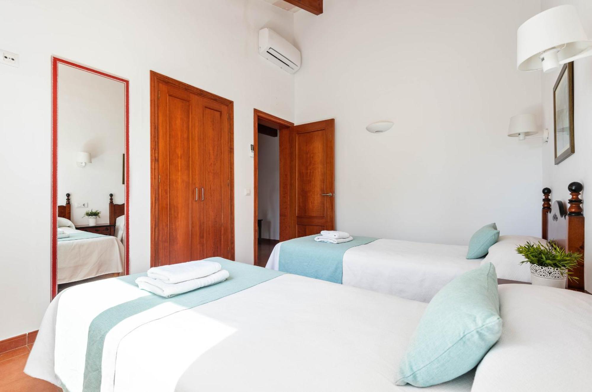 Villas Begonias Cala en Bosch Kültér fotó