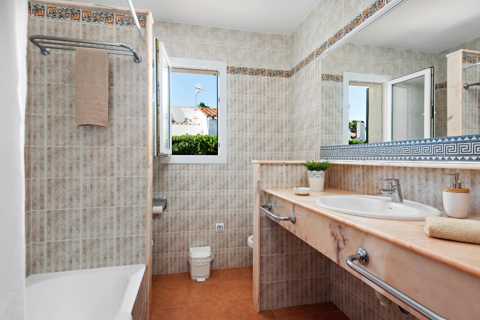 Villas Begonias Cala en Bosch Kültér fotó