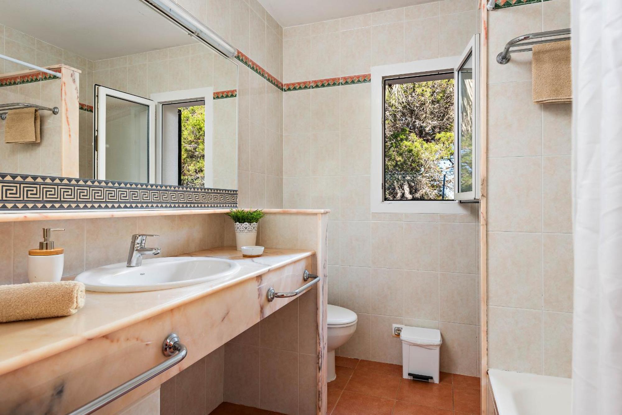 Villas Begonias Cala en Bosch Kültér fotó